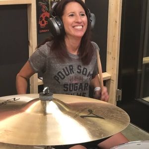 Meet your Posher, Dee